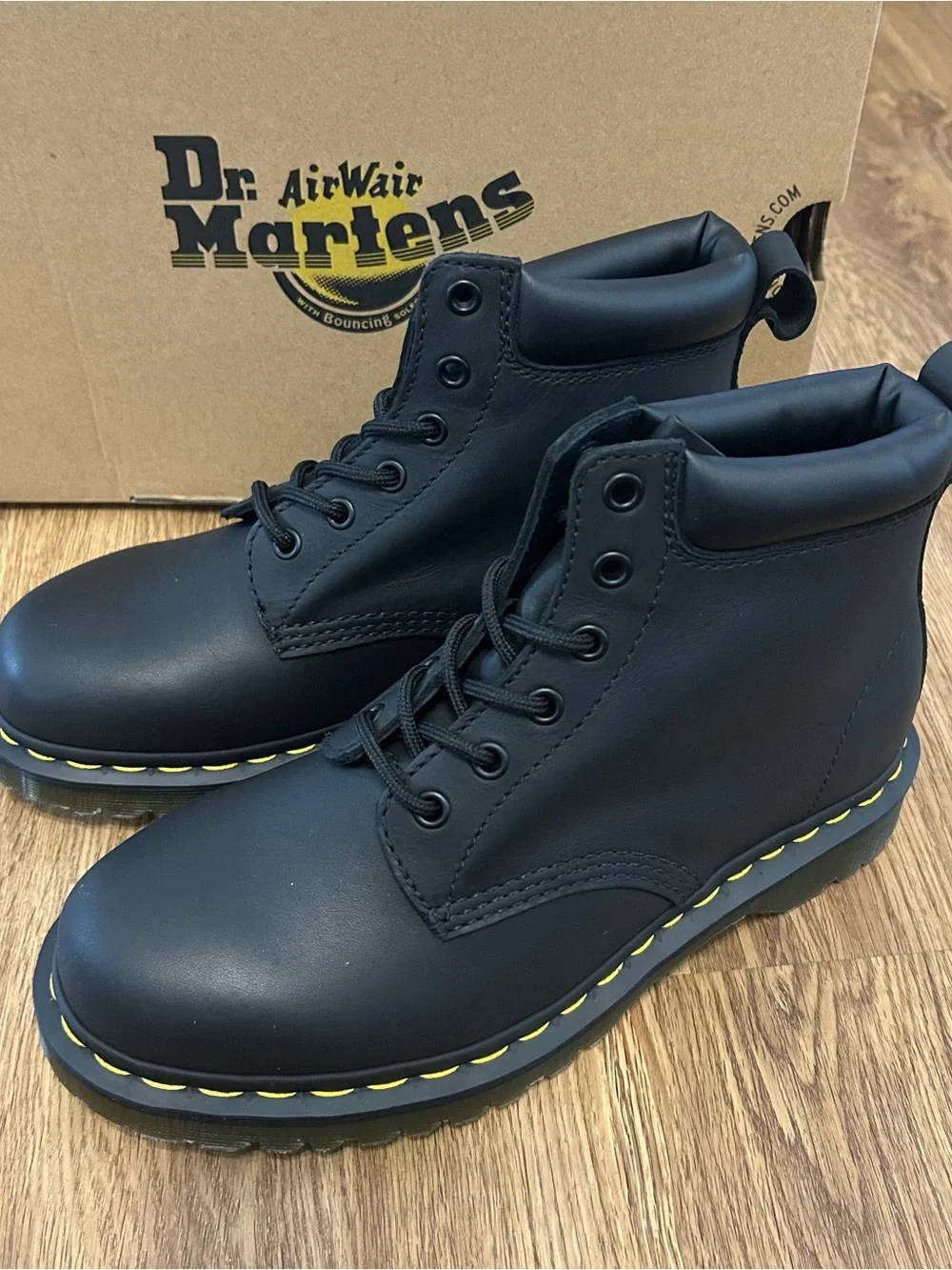 DR MARTENS 939 Ben black leather lace up boots shoes women’s 9 new